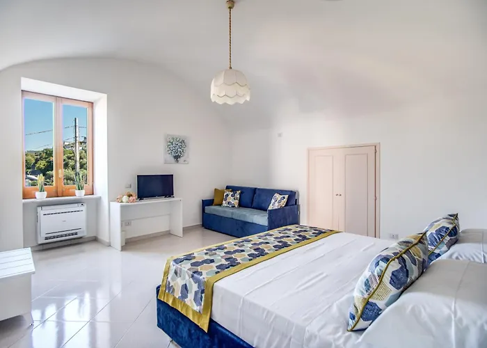 House Aura Sea View * סורנטו