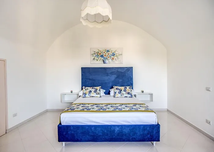 House Aura Sea View בית נופש